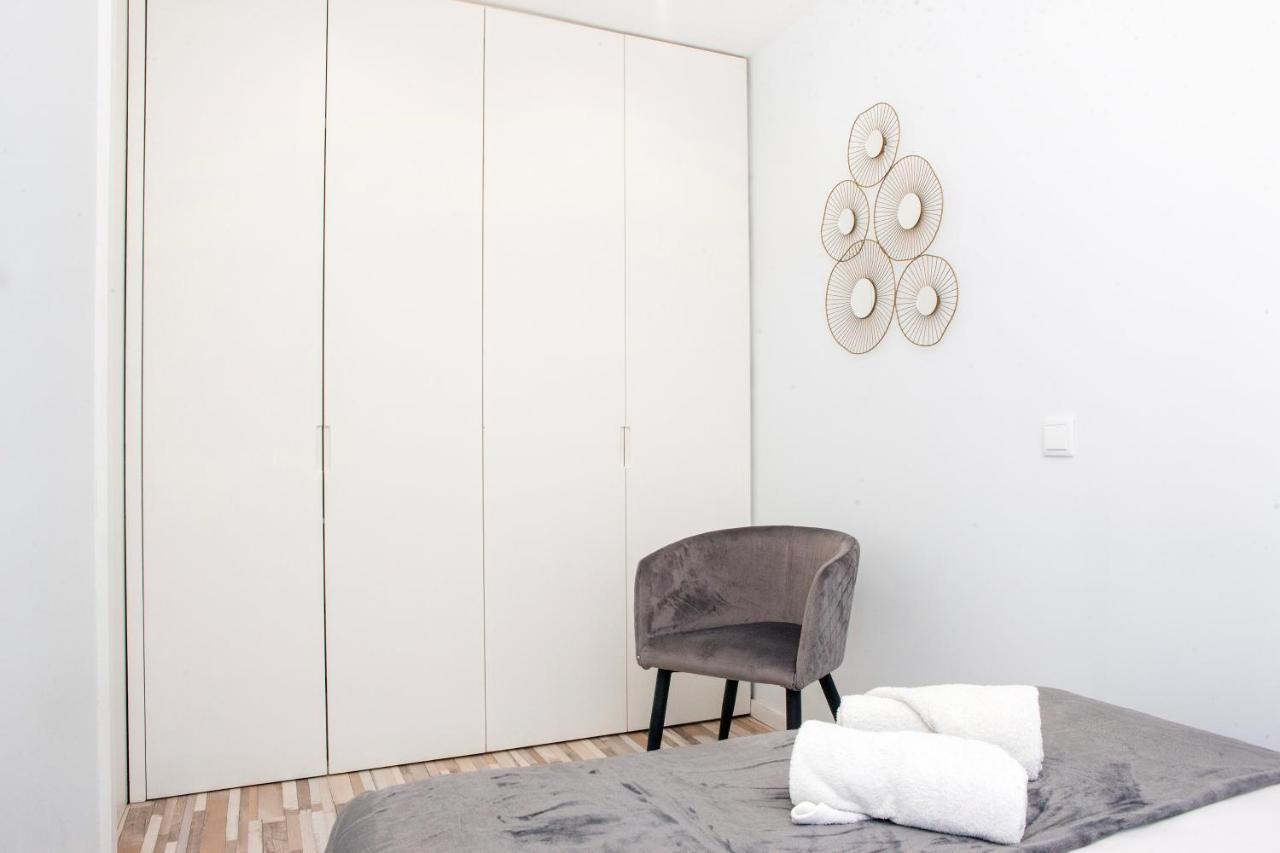 Host Wise - Amadeo Apartments Vila Nova de Gaia Exteriör bild